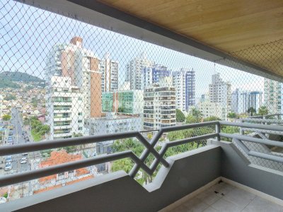 Apartamento à venda com 266m², 4 quartos, 2 suítes, 2 vagas no bairro Agronômica em Florianópolis - Foto 23
