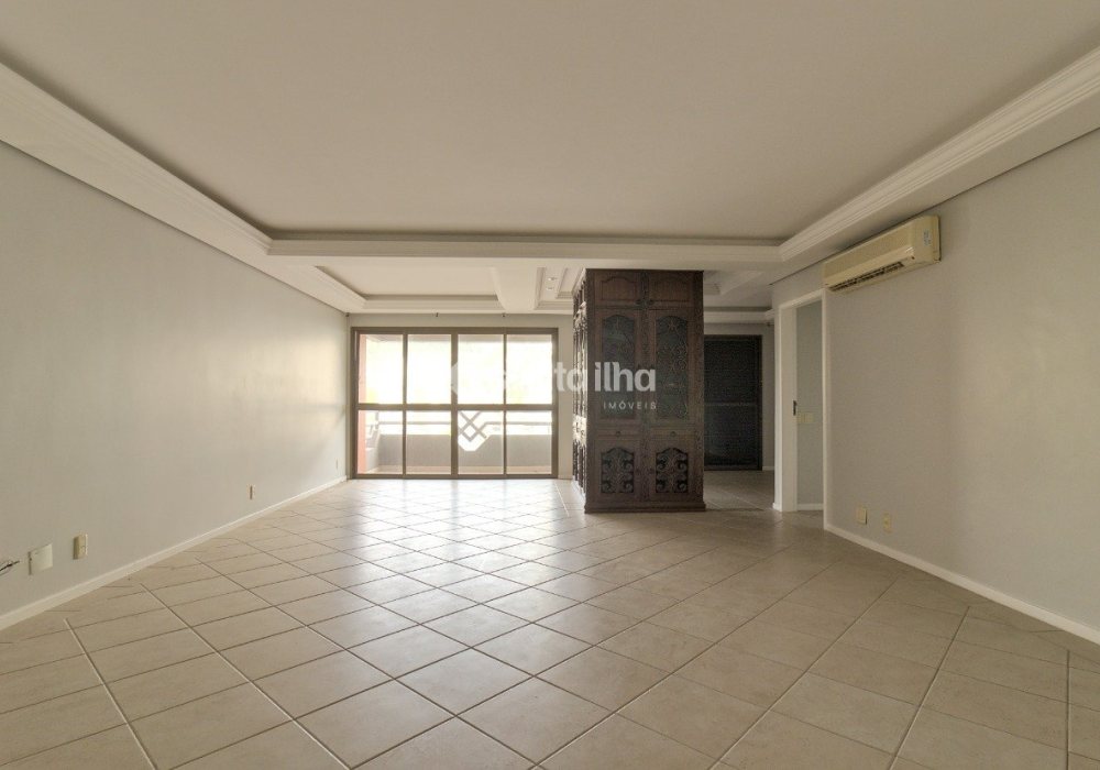 Apartamento à venda com 266m², 4 quartos, 2 suítes, 2 vagas no bairro Agronômica em Florianópolis - Foto 1