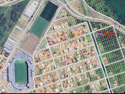 Terreno à venda com 360m², 1 vaga no bairro Carianos em Florianópolis - Foto 3