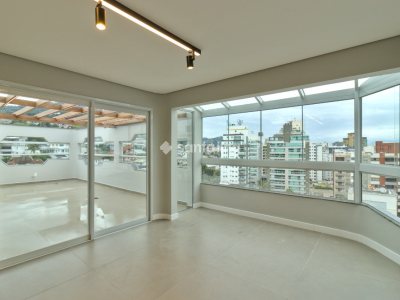 Cobertura à venda com 238m², 4 quartos, 2 suítes, 2 vagas no bairro Centro em Florianópolis - Foto 10