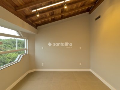 Cobertura à venda com 238m², 4 quartos, 2 suítes, 2 vagas no bairro Centro em Florianópolis - Foto 14