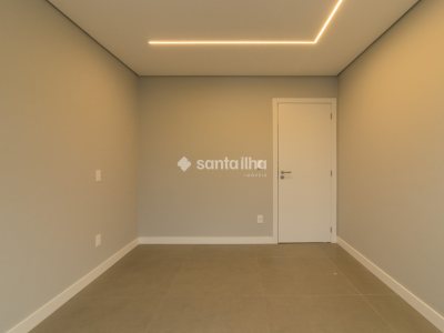 Cobertura à venda com 238m², 4 quartos, 2 suítes, 2 vagas no bairro Centro em Florianópolis - Foto 26