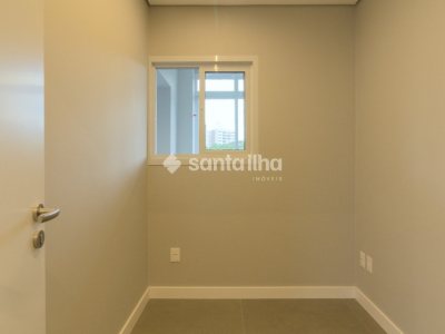 Cobertura à venda com 238m², 4 quartos, 2 suítes, 2 vagas no bairro Centro em Florianópolis - Foto 30
