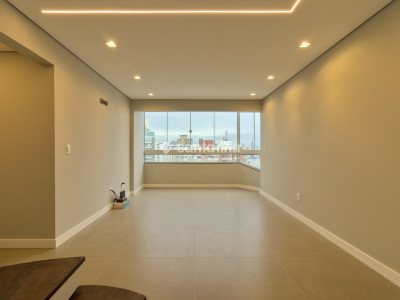 Cobertura à venda com 238m², 4 quartos, 2 suítes, 2 vagas no bairro Centro em Florianópolis - Foto 36