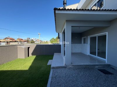 Casa à venda com 150m², 3 quartos, 2 suítes, 1 vaga no bairro Campeche em Florianópolis - Foto 22