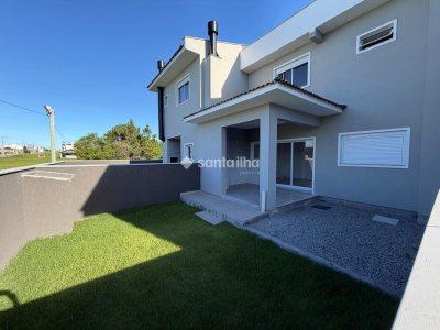 Casa à venda com 150m², 3 quartos, 2 suítes, 1 vaga no bairro Campeche em Florianópolis - Foto 24