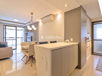 Apartamento à venda com 69m², 2 quartos, 1 suíte, 2 vagas no bairro Itacorubi em Florianópolis - Foto 4