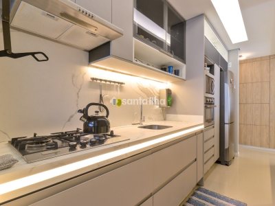 Apartamento à venda com 69m², 2 quartos, 1 suíte, 2 vagas no bairro Itacorubi em Florianópolis - Foto 14