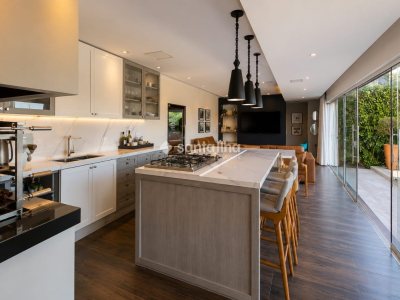 Casa à venda com 320m², 5 quartos, 2 suítes, 4 vagas no bairro Coqueiros em Florianópolis - Foto 9