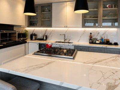 Casa à venda com 320m², 5 quartos, 2 suítes, 4 vagas no bairro Coqueiros em Florianópolis - Foto 10