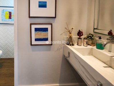 Casa à venda com 320m², 5 quartos, 2 suítes, 4 vagas no bairro Coqueiros em Florianópolis - Foto 20