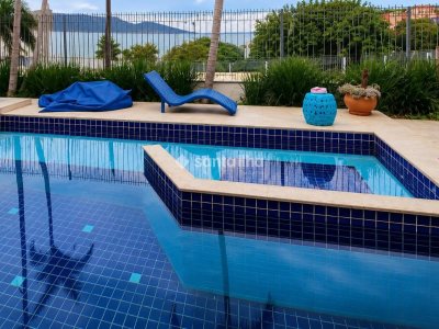 Casa à venda com 320m², 5 quartos, 2 suítes, 4 vagas no bairro Coqueiros em Florianópolis - Foto 21