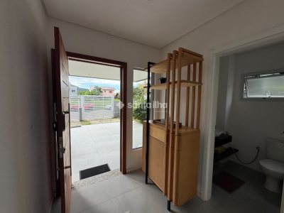 Casa à venda com 146m², 3 quartos, 1 suíte, 2 vagas no bairro Campeche em Florianópolis - Foto 6