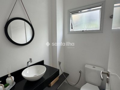 Casa à venda com 146m², 3 quartos, 1 suíte, 2 vagas no bairro Campeche em Florianópolis - Foto 10