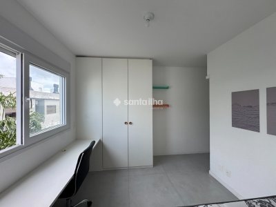Casa à venda com 146m², 3 quartos, 1 suíte, 2 vagas no bairro Campeche em Florianópolis - Foto 24