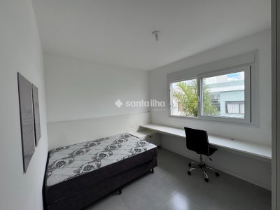 Casa à venda com 146m², 3 quartos, 1 suíte, 2 vagas no bairro Campeche em Florianópolis - Foto 23