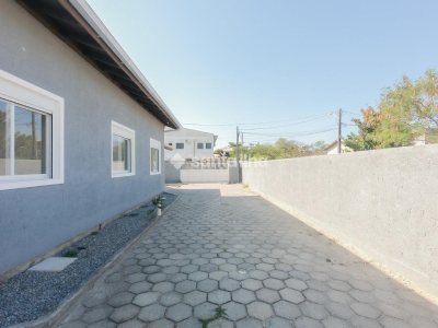 Casa para alugar com 60m², 2 quartos, 1 vaga no bairro Campeche em Florianopolis - Foto 19