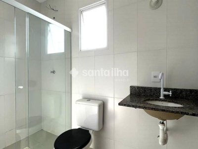 Casa para alugar com 60m², 2 quartos, 1 vaga no bairro Campeche em Florianopolis - Foto 13