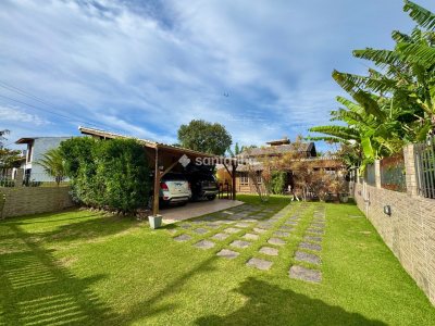 Casa à venda com 79m², 3 quartos, 2 vagas no bairro Campeche em Florianópolis - Foto 2