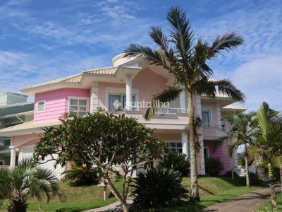 Casa à venda com 390m², 5 quartos, 4 suítes, 2 vagas no bairro Pântano do Sul em Florianópolis - Foto 7