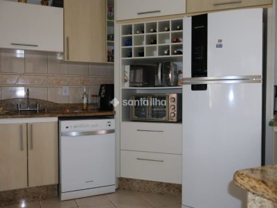 Casa à venda com 390m², 5 quartos, 4 suítes, 2 vagas no bairro Pântano do Sul em Florianópolis - Foto 11