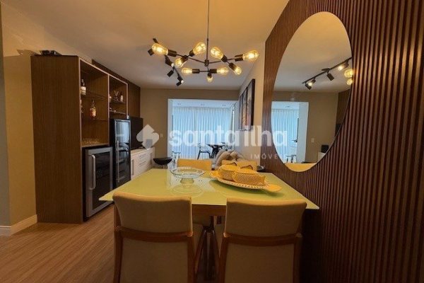 Apartamento à venda com 72m², 2 quartos, 1 suíte, 1 vaga no bairro Praia Brava em Florianópolis