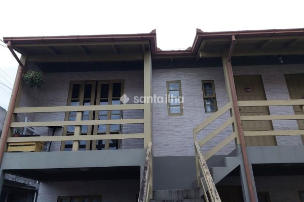 Pousada à venda com 216m², 7 quartos, 3 vagas no bairro Lagoa da Conceição em Florianópolis