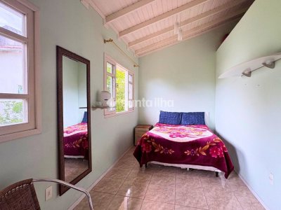 Casa à venda com 290m², 4 quartos, 2 suítes, 3 vagas no bairro Morro das Pedras em Florianópolis - Foto 19