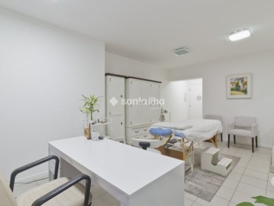 Sala/Conjunto à venda com 32m², 1 vaga no bairro Centro em Florianópolis - Foto 9