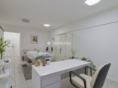 Sala/Conjunto à venda com 32m², 1 vaga no bairro Centro em Florianópolis - Foto 11