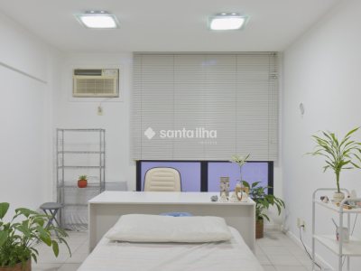 Sala/Conjunto à venda com 32m², 1 vaga no bairro Centro em Florianópolis - Foto 16