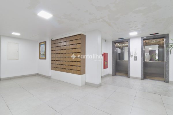 Sala/Conjunto à venda com 32m², 1 vaga no bairro Centro em Florianópolis