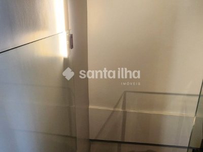 Casa à venda com 238m², 3 quartos, 3 suítes, 2 vagas no bairro Lagoa da Conceição em Florianópolis - Foto 32