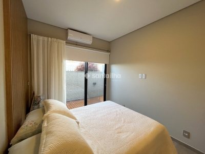 Casa para alugar com 191m², 4 quartos, 3 suítes, 2 vagas no bairro Armação em Florianópolis - Foto 20