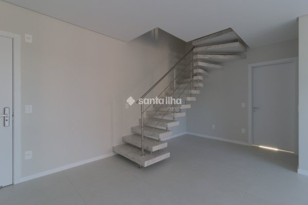 Apartamento à venda com 100m², 2 quartos, 2 suítes, 1 vaga no bairro Trindade em Florianópolis