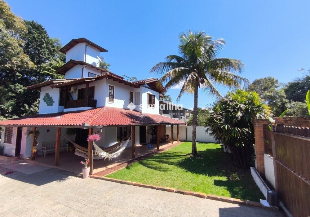 Casa para alugar com 135m², 3 quartos, 1 suíte, 4 vagas no bairro Rio Tavares em Florianópolis - Foto 1