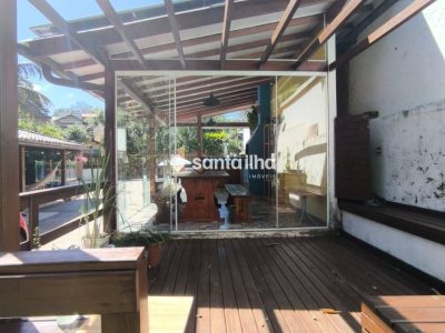 Casa para alugar com 135m², 3 quartos, 1 suíte, 4 vagas no bairro Rio Tavares em Florianópolis - Foto 29