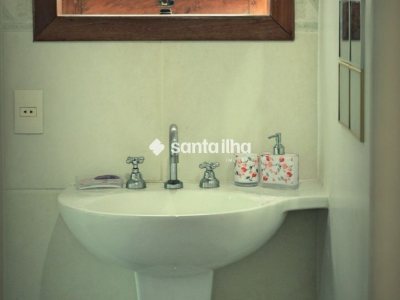 Casa para alugar com 135m², 3 quartos, 1 suíte, 4 vagas no bairro Rio Tavares em Florianópolis - Foto 20