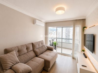 Apartamento à venda com 95m², 3 quartos, 1 suíte, 2 vagas no bairro Itacorubi em Florianópolis - Foto 3