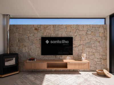Casa à venda com 244m², 4 quartos, 1 suíte, 2 vagas no bairro Campeche em Florianópolis - Foto 9