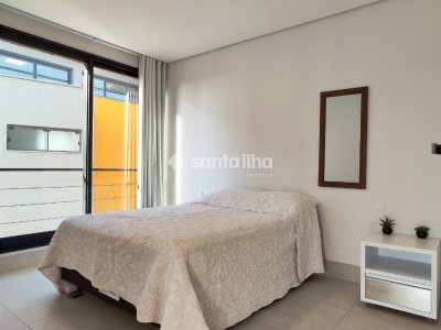 Casa à venda com 244m², 4 quartos, 1 suíte, 2 vagas no bairro Campeche em Florianópolis - Foto 19