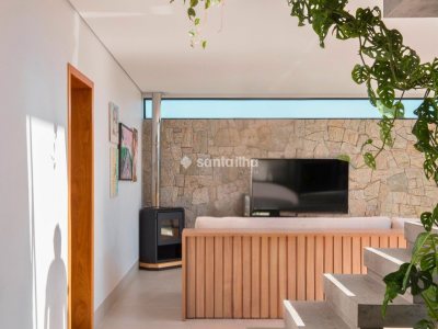 Casa à venda com 244m², 4 quartos, 1 suíte, 2 vagas no bairro Campeche em Florianópolis - Foto 8