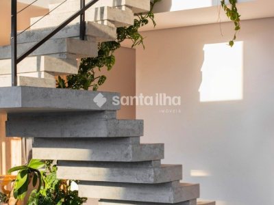 Casa à venda com 244m², 4 quartos, 1 suíte, 2 vagas no bairro Campeche em Florianópolis - Foto 14