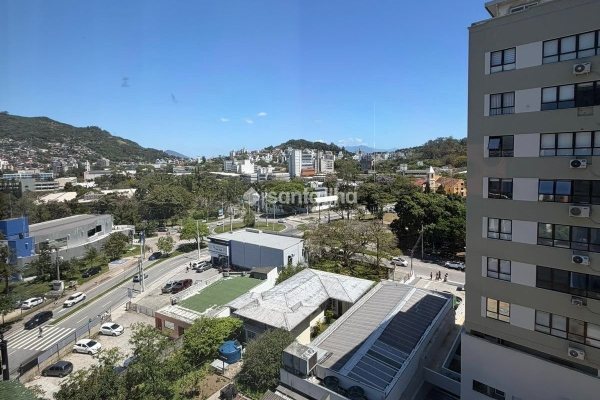 Studio à venda com 31m², 1 quarto no bairro Trindade em Florianópolis