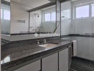 Apartamento à venda com 155m², 4 quartos, 1 suíte, 2 vagas no bairro Agronômica em Florianópolis - Foto 4