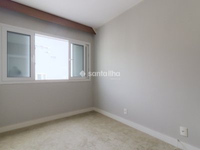 Apartamento à venda com 155m², 4 quartos, 1 suíte, 2 vagas no bairro Agronômica em Florianópolis - Foto 11