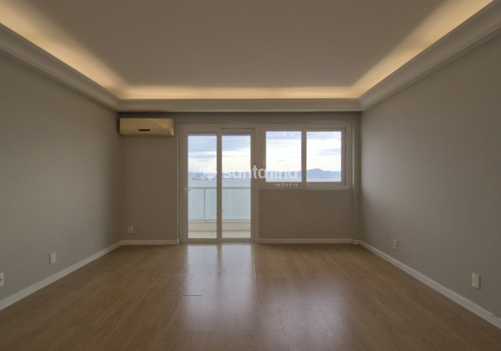 Apartamento à venda com 155m², 4 quartos, 1 suíte, 2 vagas no bairro Agronômica em Florianópolis - Foto 1
