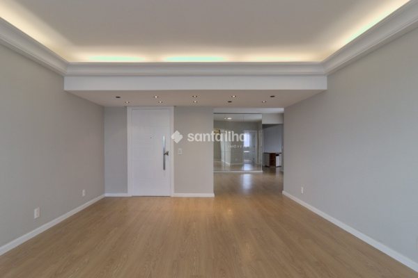 Apartamento à venda com 155m², 4 quartos, 1 suíte, 2 vagas no bairro Agronômica em Florianópolis