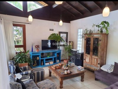 Casa à venda com 263m², 3 quartos, 1 suíte, 4 vagas no bairro Lagoa da Conceição em Florianópolis - Foto 3