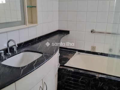 Apartamento à venda com 185m², 4 quartos, 2 suítes, 4 vagas no bairro Centro em Florianópolis - Foto 6